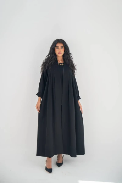 Black crepe abaya with pleats C:6649