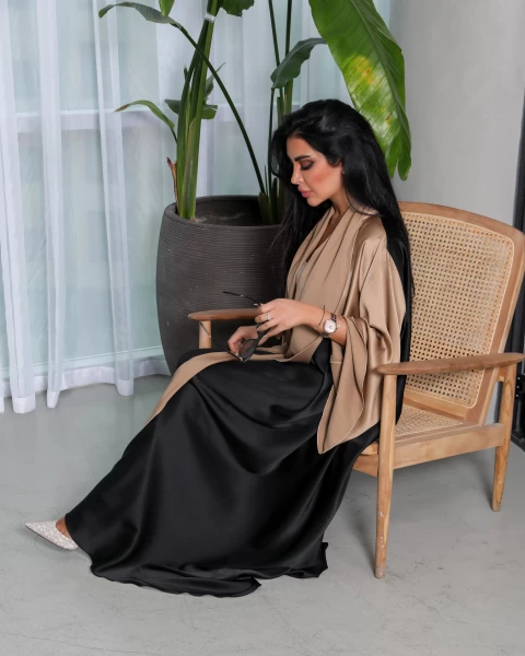 عبايه كلوش قماش كريب حرير  C:6343