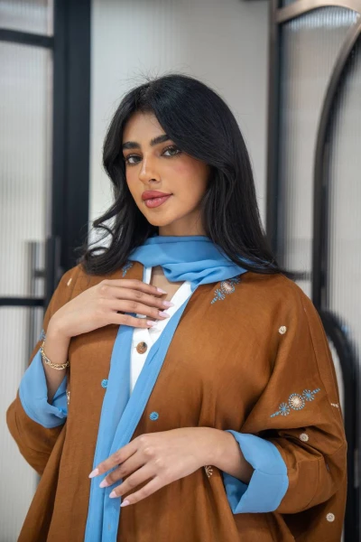 Camel-colored linen bisht abaya with embroidery C:6622 Brown