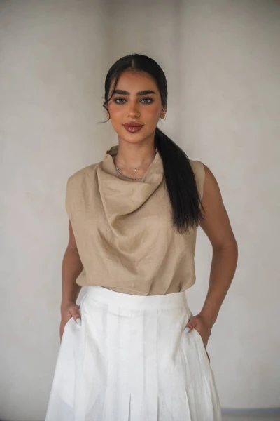 طقم بلوزة باللون البيج مع تنورة باللون الابيض ، بخام لينن C:203 Biege - white