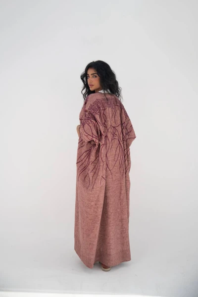 عباية بشت لينن باللون اللحمي مع شك و تطريز C:6648