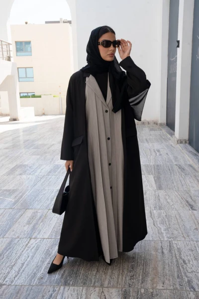 عبايه بليزر اسود مع تطعيم رمادي C:6545