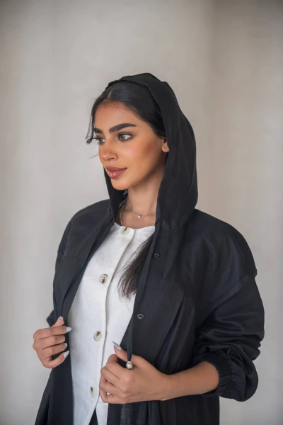 عباية باللون الاسود مع طقم داخلي ، بخام لينن C:6634 Black
