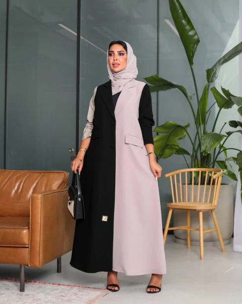 عبايه كريب بلونين الاسود و البيج C:6538