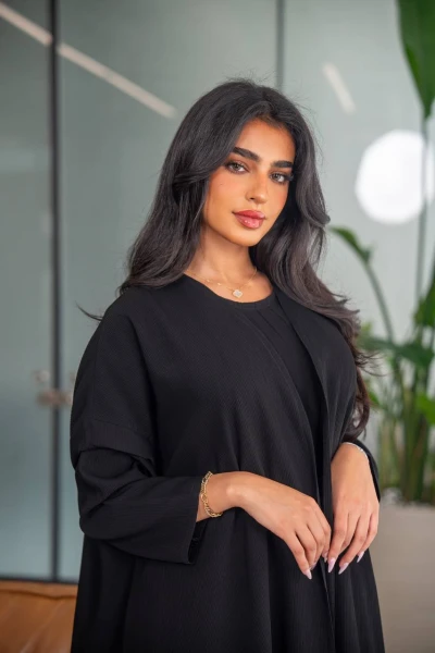 عباية فري سايز بخام كريب باللون الاسود C:6628