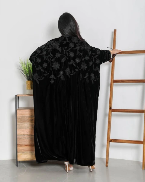 عباية بشت مخمل اسود مع تطريز 6340 Black